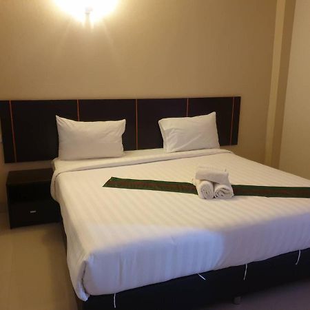 La Viva Buriram Hotel ภายนอก รูปภาพ