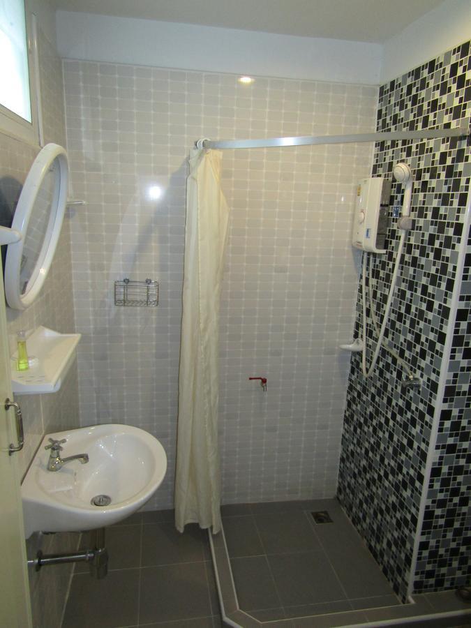 La Viva Buriram Hotel ภายนอก รูปภาพ