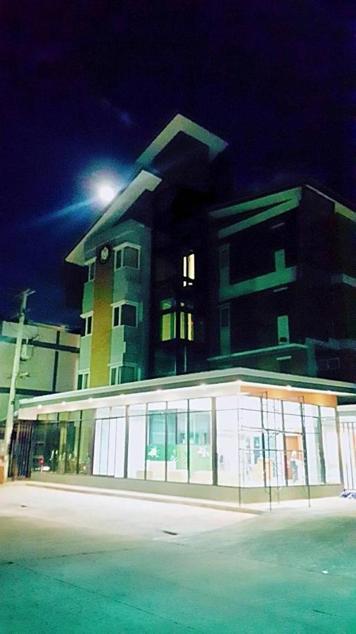 La Viva Buriram Hotel ภายนอก รูปภาพ