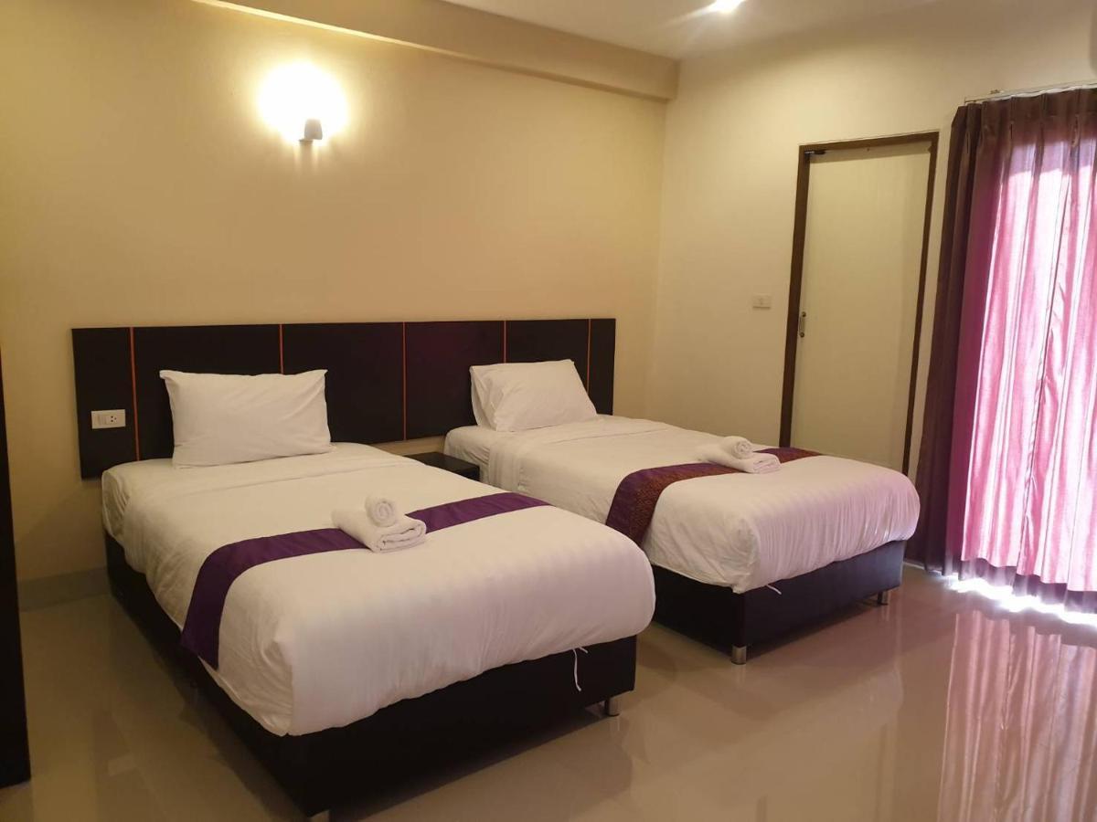 La Viva Buriram Hotel ภายนอก รูปภาพ